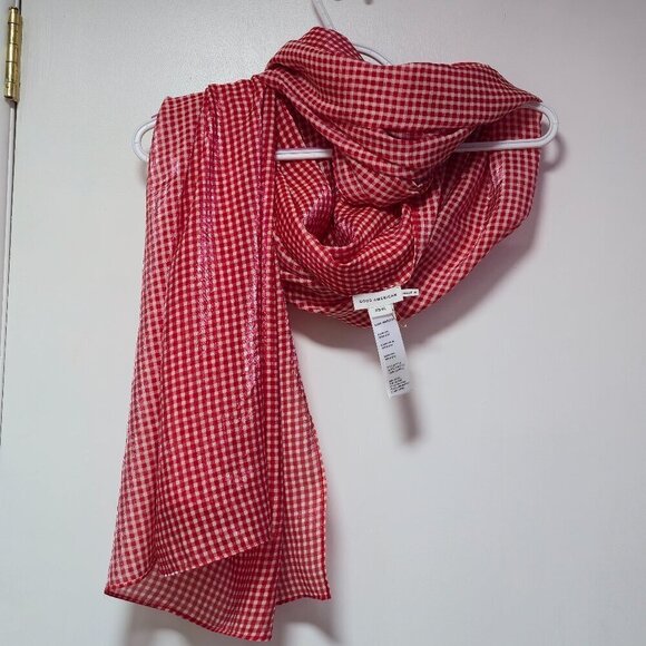 Nordstrom Accessories - Red and White Checkered Good American Scarf Shiny New